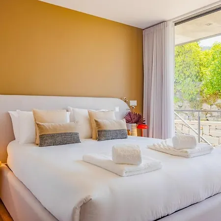 Portugal Active Eben - Heated Pool Vila