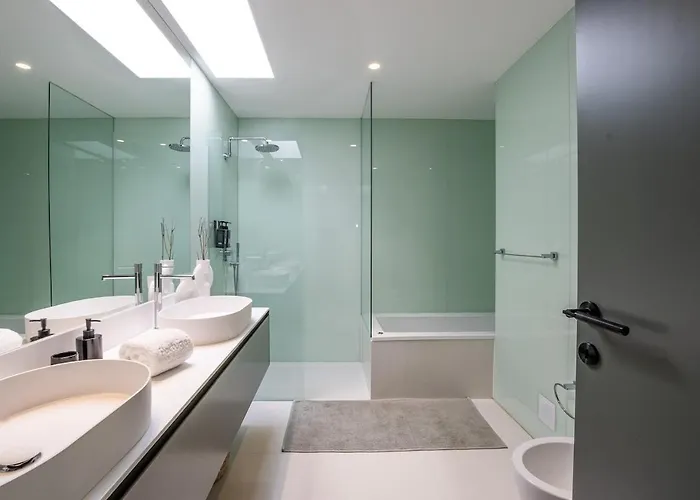 Portugal Active Eben - Heated Pool * Carreco