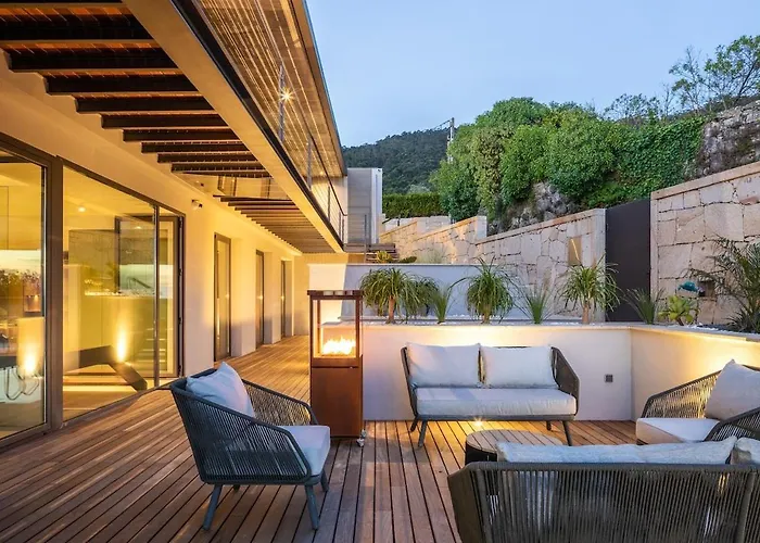 Portugal Active Eben - Heated Pool Carreco